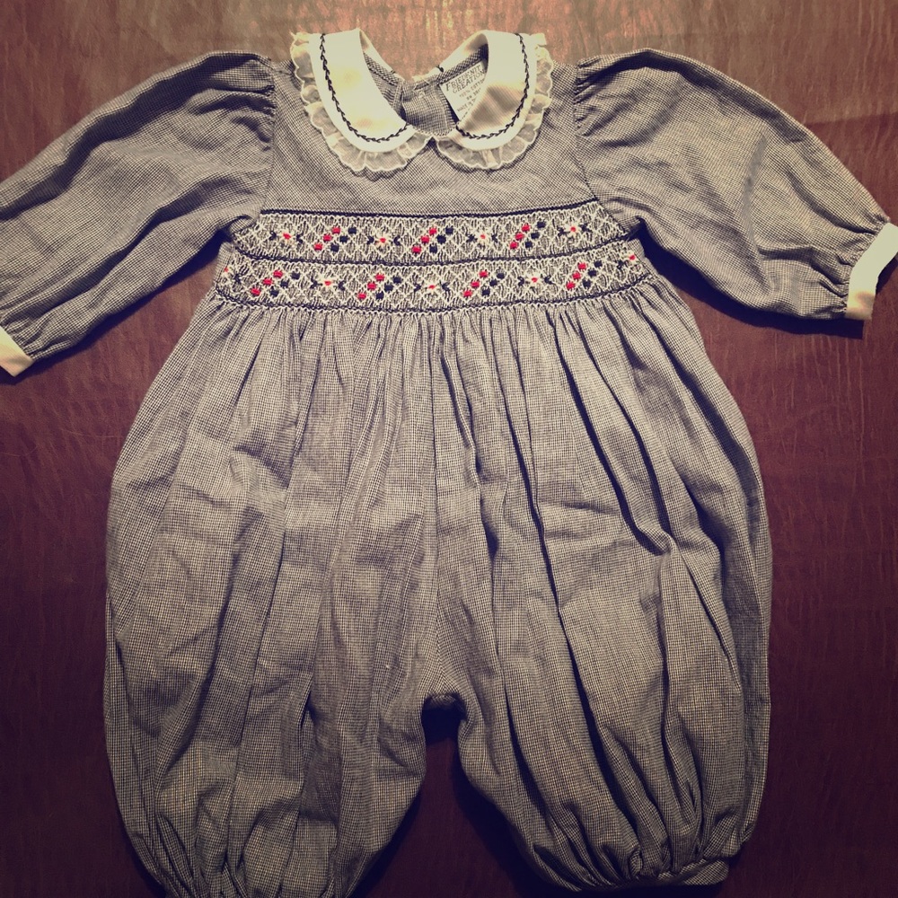 1 one piece fits 6m (actual sz 9m)